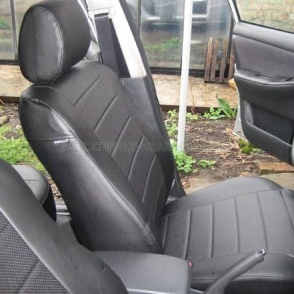 Чехлы Автопилот на Toyota Corolla седан 2000-2007 г.в.